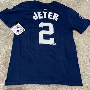 Yankees. MLB. Derek jeter t shirt. Size large. Kids or women’s. Brand new w tags